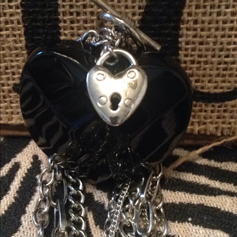 Heart necklace 10 in long